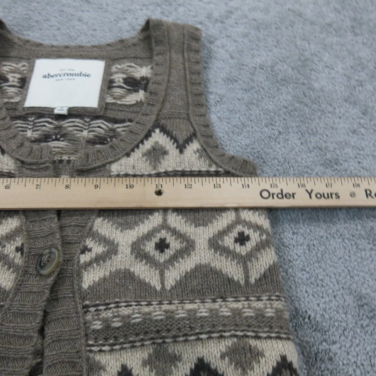 Abercrombie & Fitch Womens Cropped Vest Sweater Front Button Beige Brown Size M