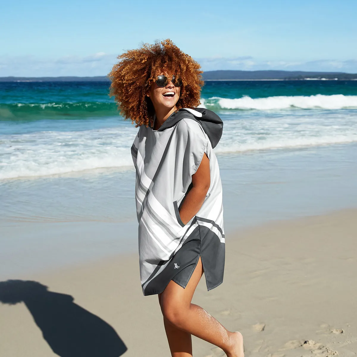 Dock & Bay Poncho Adults - Pace Grey - Outlet