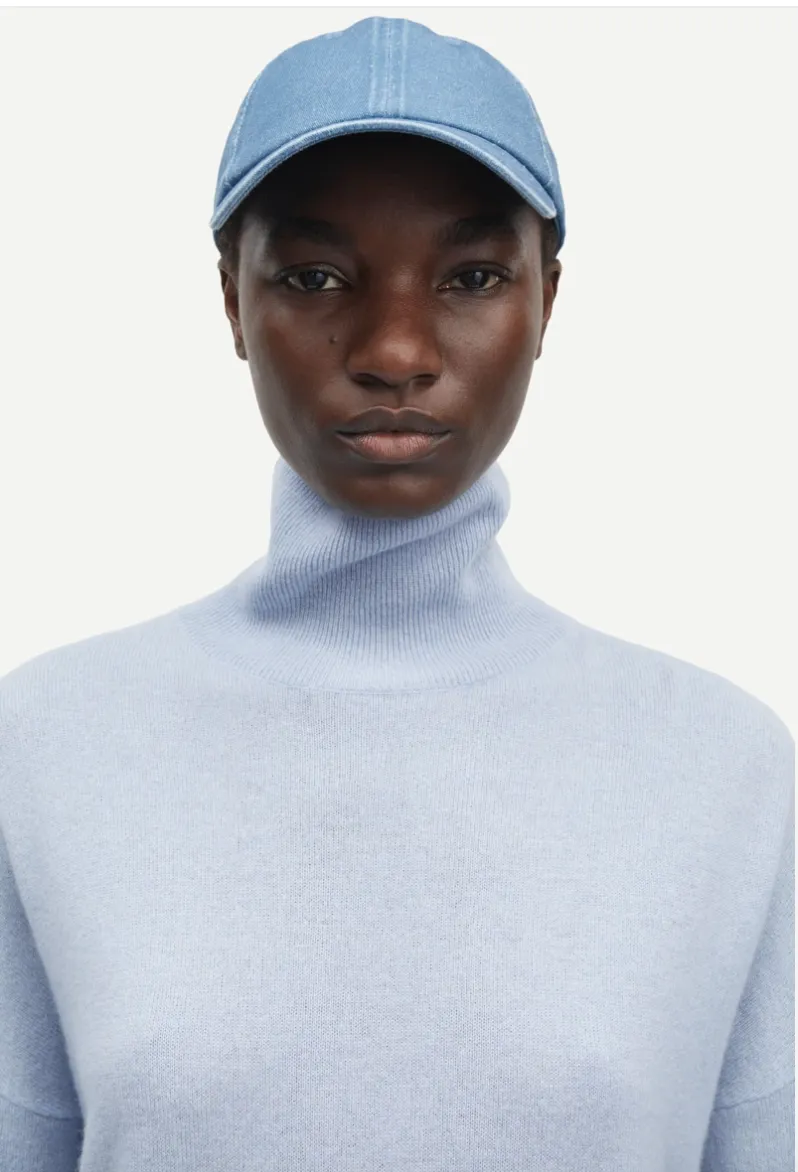 Nola Turtleneck Pearl Blue
